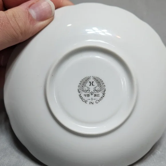 Flower Pattern Teacups - Picture 6 of 6